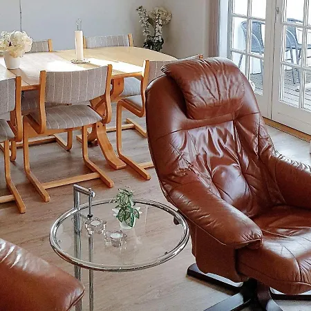 4 Person In Дом отдыха *